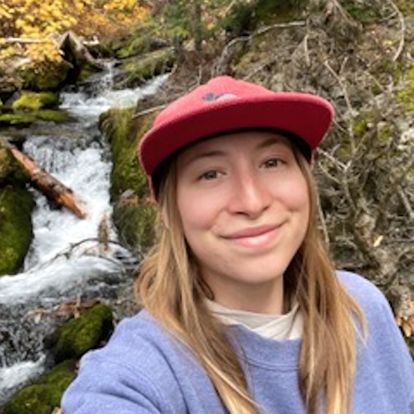 Kayla Heinze (she/her)